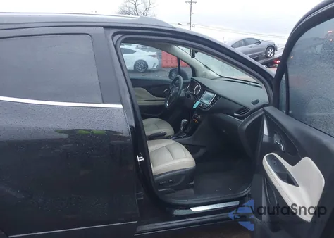 2017 Buick Encore Essence z USA, uszkodzony, nr VIN KL4CJCSB4HB070413